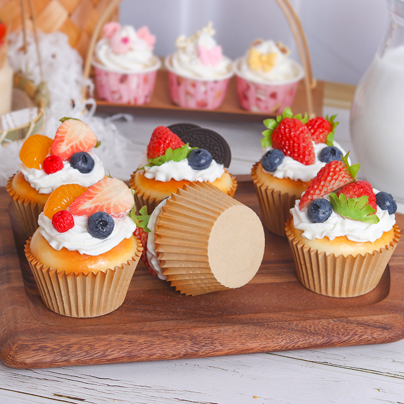 Wedding Cake Supply - Cupcake falso bolo de frutas morango