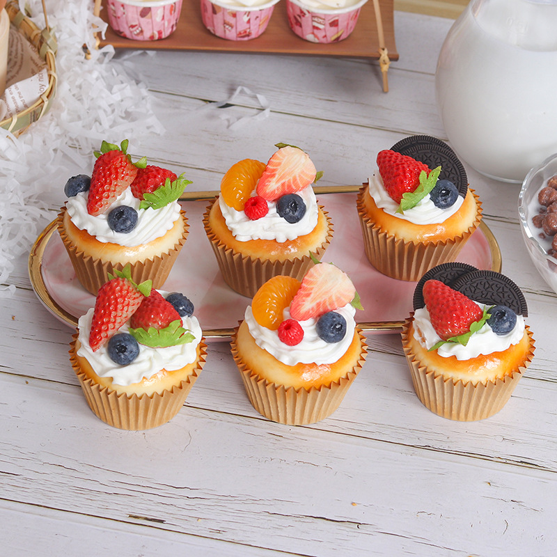 Cupcake falso bolo de frutas m - Wedding Cake Supply avaliação e preço
